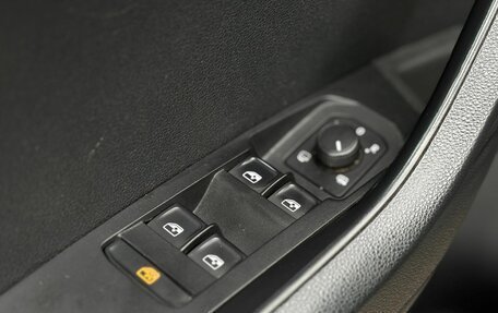 Skoda Karoq I, 2020 год, 2 220 000 рублей, 15 фотография