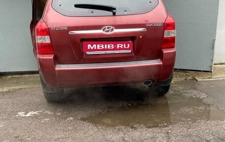 Hyundai Tucson III, 2008 год, 690 000 рублей, 2 фотография