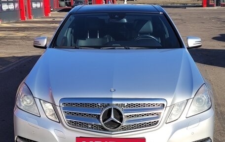 Mercedes-Benz E-Класс, 2012 год, 2 050 000 рублей, 13 фотография