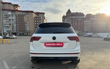 Volkswagen Tiguan II, 2020 год, 3 750 000 рублей, 4 фотография