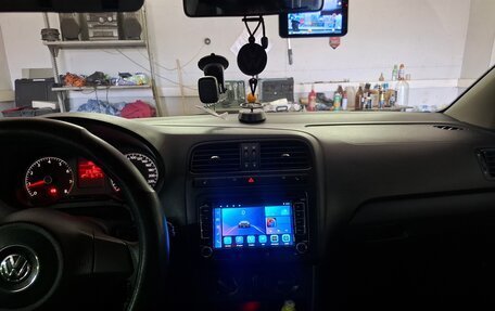 Volkswagen Polo VI (EU Market), 2011 год, 370 000 рублей, 8 фотография