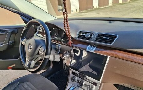 Volkswagen Passat B7, 2012 год, 1 400 000 рублей, 2 фотография