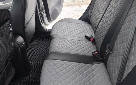 Hyundai Solaris II рестайлинг, 2012 год, 810 000 рублей, 16 фотография