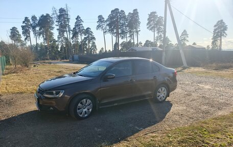 Volkswagen Jetta VI, 2014 год, 970 000 рублей, 2 фотография