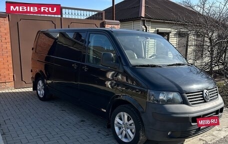 Volkswagen Caravelle T5, 2008 год, 1 480 000 рублей, 2 фотография