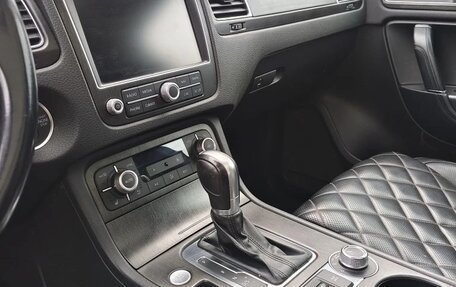 Volkswagen Touareg III, 2017 год, 3 700 000 рублей, 21 фотография