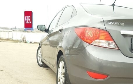 Hyundai Solaris II рестайлинг, 2012 год, 750 000 рублей, 3 фотография