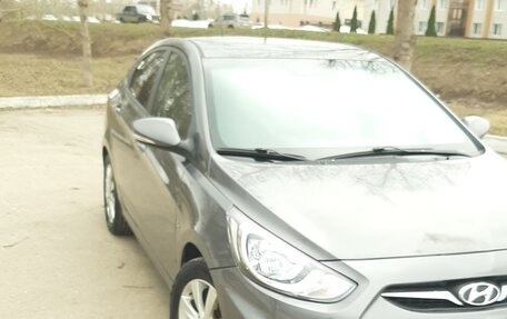 Hyundai Solaris II рестайлинг, 2012 год, 750 000 рублей, 2 фотография