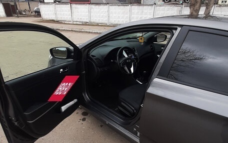 Hyundai Solaris II рестайлинг, 2012 год, 750 000 рублей, 9 фотография