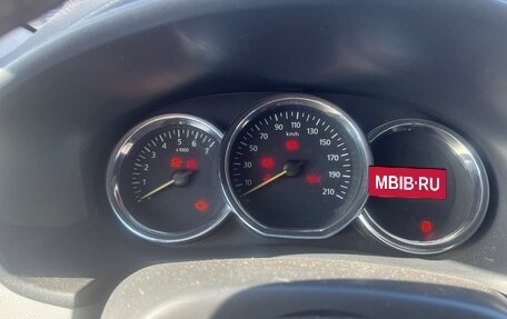 Renault Sandero II рестайлинг, 2015 год, 650 000 рублей, 6 фотография