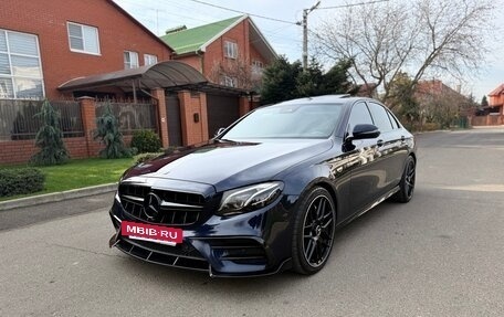 Mercedes-Benz E-Класс, 2017 год, 3 500 000 рублей, 3 фотография