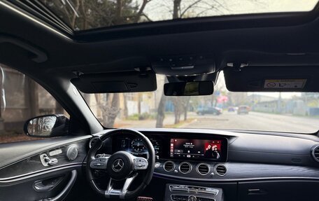 Mercedes-Benz E-Класс, 2017 год, 3 500 000 рублей, 18 фотография