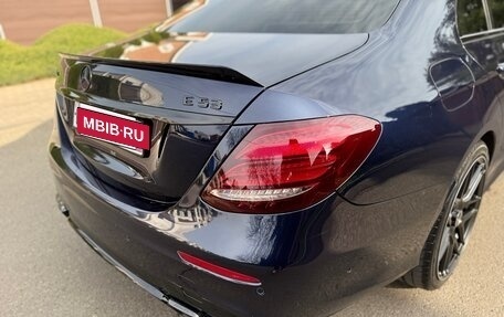 Mercedes-Benz E-Класс, 2017 год, 3 500 000 рублей, 9 фотография