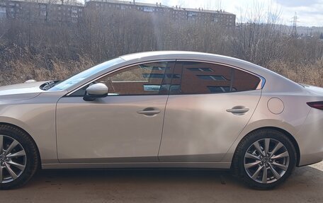 Mazda 3, 2022 год, 2 250 000 рублей, 2 фотография