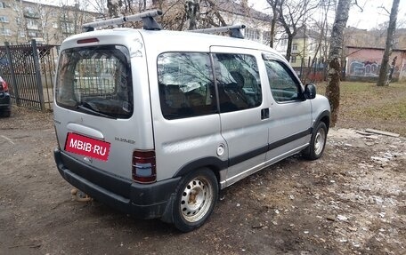 Peugeot Partner II рестайлинг 2, 2004 год, 290 000 рублей, 2 фотография