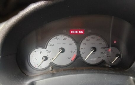 Peugeot Partner II рестайлинг 2, 2004 год, 290 000 рублей, 4 фотография