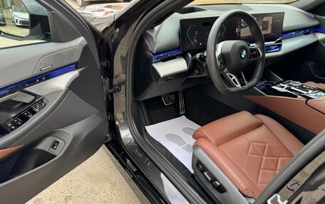 BMW 5 серия, 2025 год, 8 540 000 рублей, 16 фотография