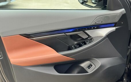 BMW 5 серия, 2025 год, 8 540 000 рублей, 17 фотография