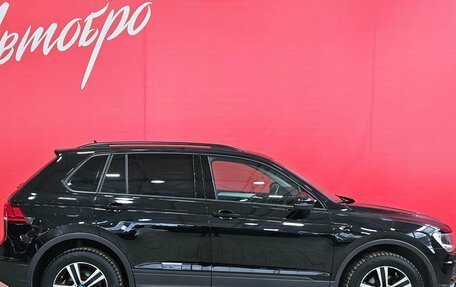 Volkswagen Tiguan II, 2017 год, 2 045 000 рублей, 6 фотография