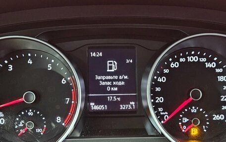 Volkswagen Tiguan II, 2017 год, 2 045 000 рублей, 10 фотография