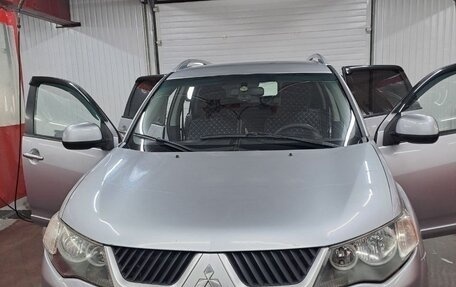 Mitsubishi Outlander III рестайлинг 3, 2007 год, 1 050 000 рублей, 5 фотография
