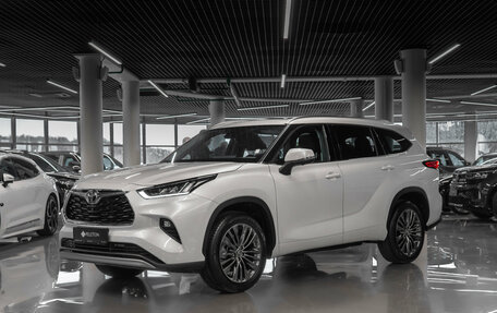 Toyota Highlander, 2026 год, 5 850 000 рублей, 1 фотография