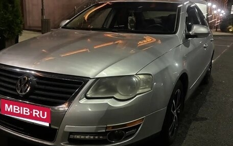 Volkswagen Passat B6, 2005 год, 590 000 рублей, 2 фотография