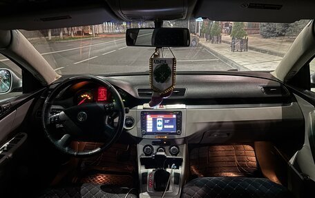 Volkswagen Passat B6, 2005 год, 590 000 рублей, 8 фотография