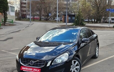 Volvo S60 III, 2011 год, 850 000 рублей, 3 фотография