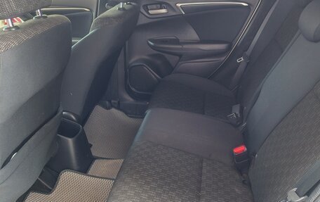 Honda Fit III, 2017 год, 1 050 000 рублей, 12 фотография