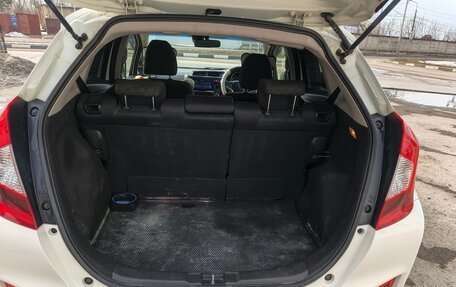 Honda Fit III, 2017 год, 1 050 000 рублей, 14 фотография