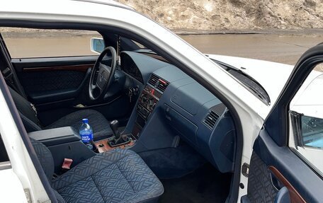 Mercedes-Benz C-Класс, 1994 год, 240 000 рублей, 9 фотография