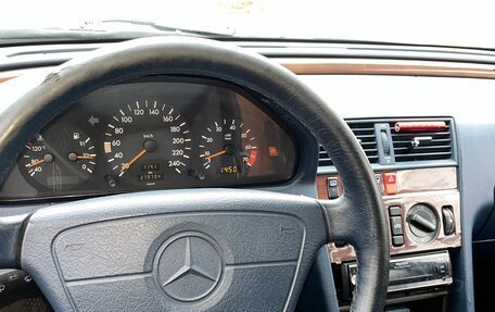 Mercedes-Benz C-Класс, 1994 год, 240 000 рублей, 11 фотография