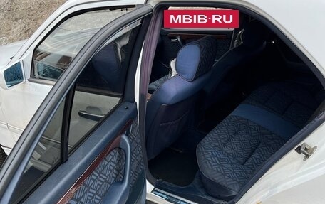 Mercedes-Benz C-Класс, 1994 год, 240 000 рублей, 10 фотография