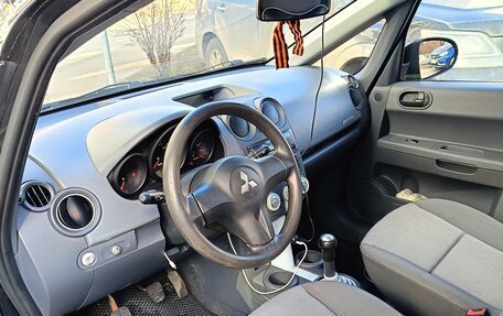 Mitsubishi Colt VI рестайлинг, 2005 год, 395 000 рублей, 8 фотография