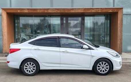 Hyundai Solaris II рестайлинг, 2013 год, 830 000 рублей, 4 фотография