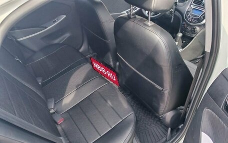 Hyundai Solaris II рестайлинг, 2013 год, 830 000 рублей, 15 фотография