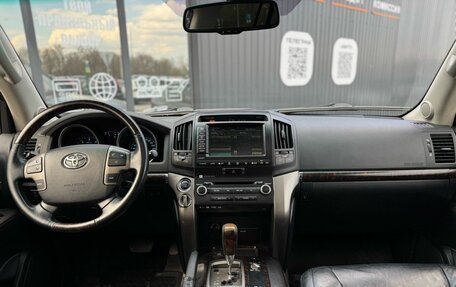 Toyota Land Cruiser 200, 2011 год, 2 950 000 рублей, 11 фотография