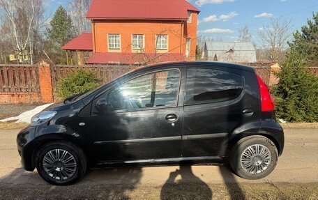 Peugeot 107 I рестайлинг, 2010 год, 495 000 рублей, 3 фотография