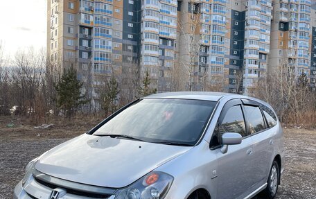Honda Stream I рестайлинг, 2003 год, 685 000 рублей, 2 фотография