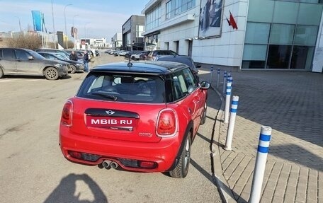 MINI Hatch, 2016 год, 1 980 000 рублей, 6 фотография
