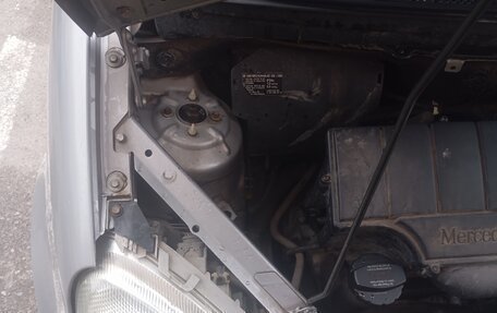 Mercedes-Benz A-Класс, 1998 год, 250 000 рублей, 5 фотография