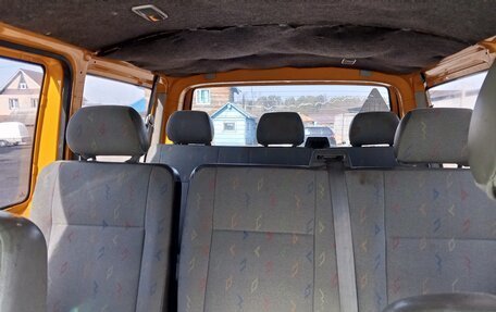Volkswagen Transporter T5 рестайлинг, 2003 год, 700 000 рублей, 6 фотография