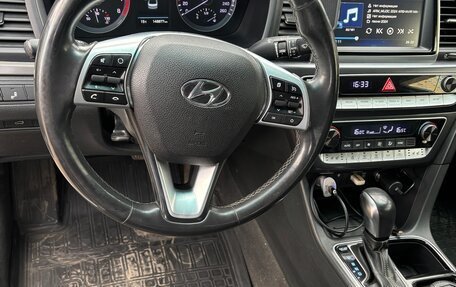 Hyundai Sonata VII, 2018 год, 2 100 000 рублей, 10 фотография