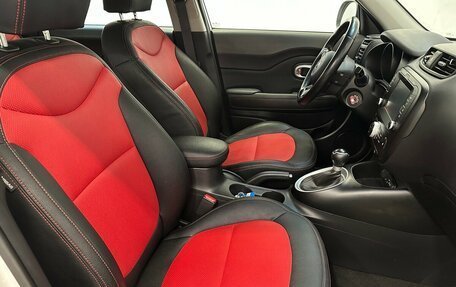 KIA Soul II рестайлинг, 2017 год, 1 580 000 рублей, 13 фотография