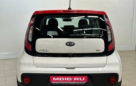 KIA Soul II рестайлинг, 2017 год, 1 580 000 рублей, 3 фотография