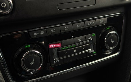 Skoda Superb III рестайлинг, 2013 год, 1 300 000 рублей, 16 фотография