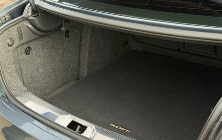 Skoda Superb III рестайлинг, 2013 год, 1 300 000 рублей, 27 фотография