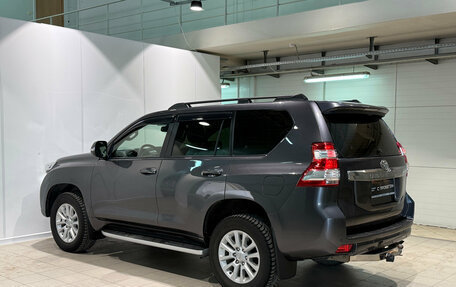 Toyota Land Cruiser Prado 150 рестайлинг 2, 2014 год, 3 410 000 рублей, 3 фотография