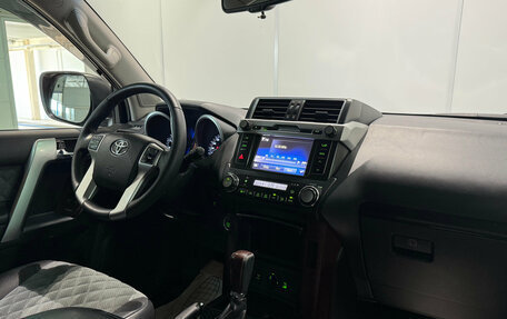 Toyota Land Cruiser Prado 150 рестайлинг 2, 2014 год, 3 410 000 рублей, 5 фотография